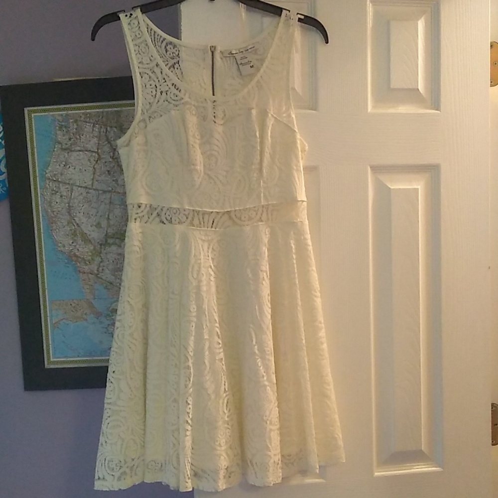 White lace dress